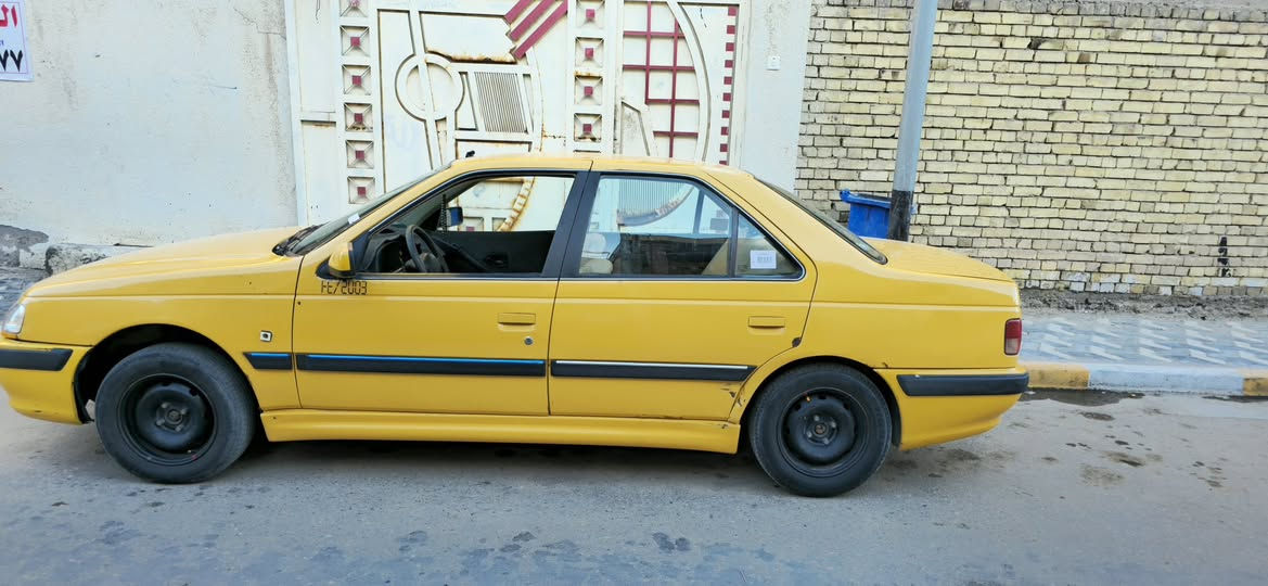 بيجو بارس 2016
سيارة مكفولة من الصبغ والدعمه 
بيها ضربة خفيفة موضحه بالصور وترجع ع بارد 
مكينه وكير جاهزات مكفولة من التنقيص والتبخير و تبريدها شغال و السيارة مابيها كل نقص تجي وتشوف بعينك
مكان السيارة العمارة 
السعر 45$ مكلف بالنشر
للتواصل فقط على الرقم ***********
