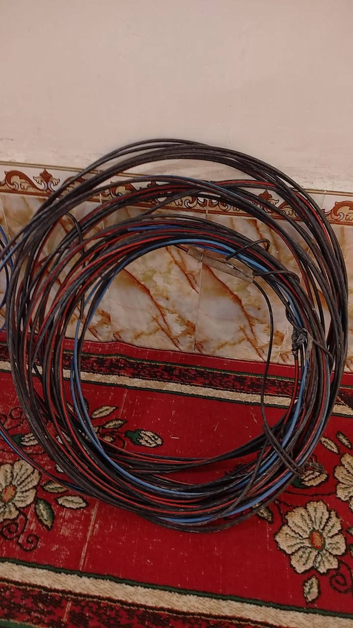 ضفيره حار وبارد للبيع مع سلك حديد للبيع 

مع قطعه كاردن للبيع مالت بطه 

مكلفه بلنشر تصل ع رقم ***********
