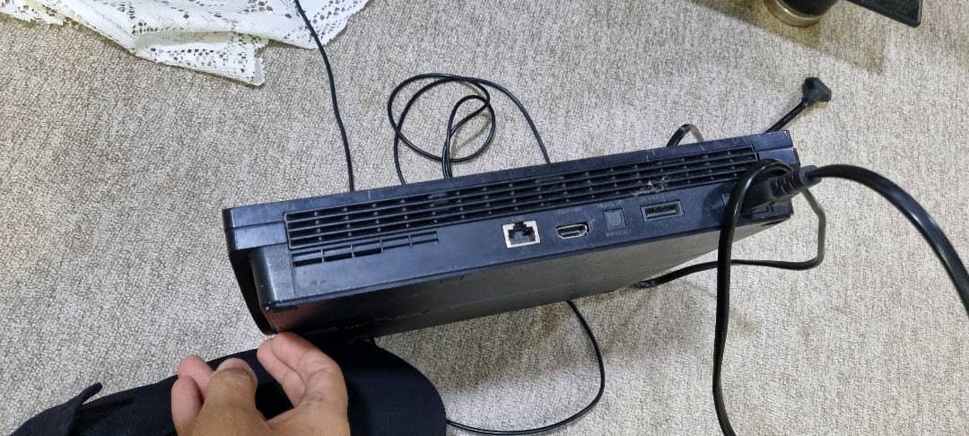 له عب 1-gta 5 2-gta 4 3-gta San andreas 4-god of war2 5-max payne 6- batman 7far cry