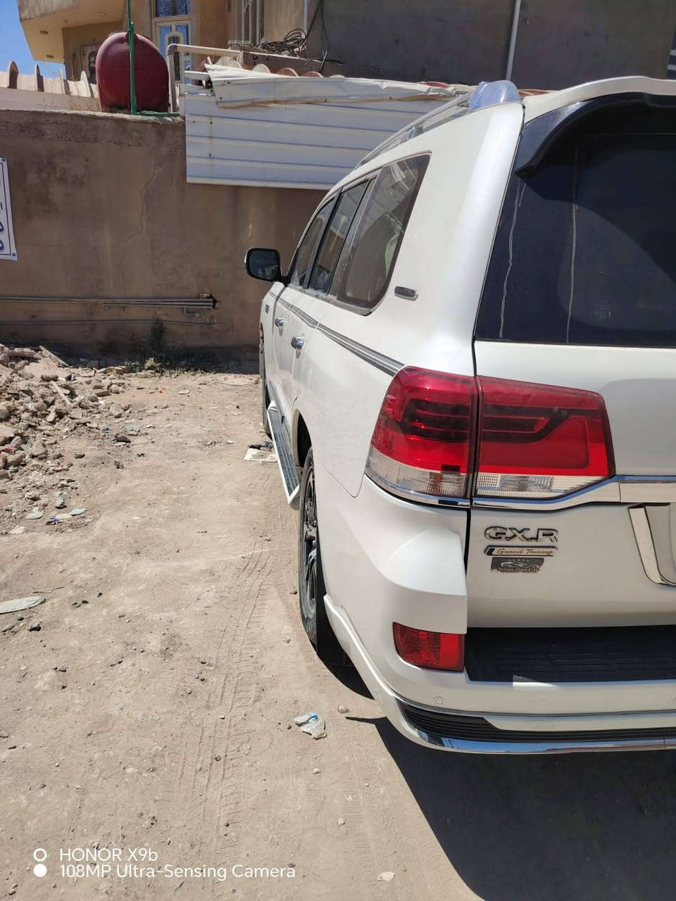 لاندكروزر مونيكا للبيع مكان حله سيارةمال جناي باقي تفاصيل خاص او ***********

