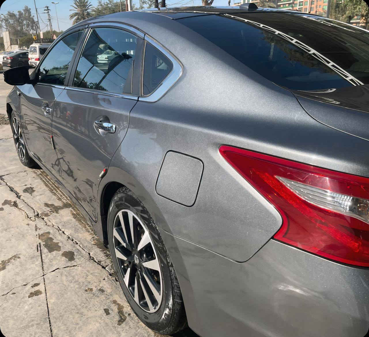 كير مكينه كفاله منضومه تبريد جديده
ادامه هايدروليك كير
صدر جديد سياره جاهزه مناقصها شي
دتفئه كشنات وستيرن
نقاط عميه اشاير مري
رادار سياره فول عده الفتحه
*********** عنوان بغداد بسمي تحويل مباشر 
السعر ١٣٢ بيها مجال
