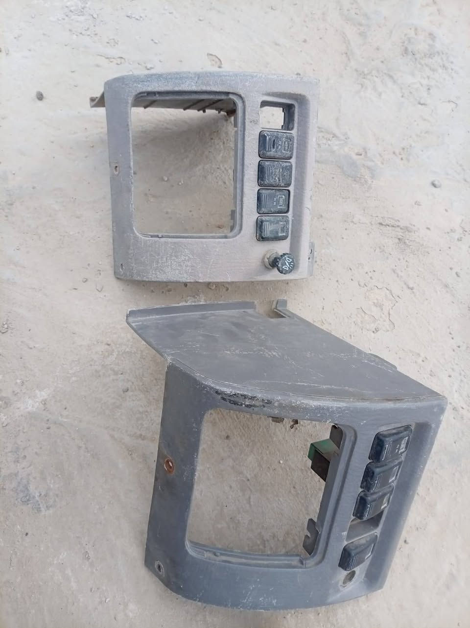 السلام عليكم غراض بريجو للبيع الرقم *********** وبي واتساب
