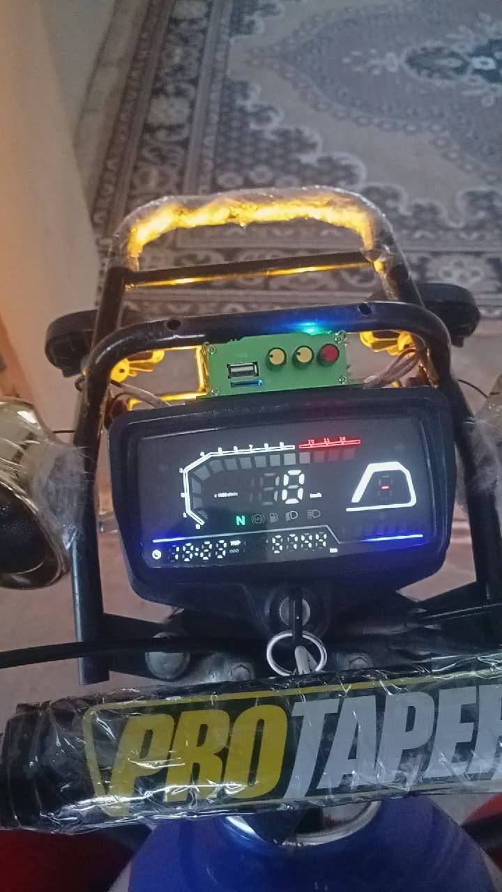 سلام عليكم موطور اللبيع فيومه سلف شرط خمسه گير مديل 2020 دراجه نضيفه حيل مامتعوبه سعر450 وبي مجال مكان تكريت الناعمه الستفسار علا رغم***********
