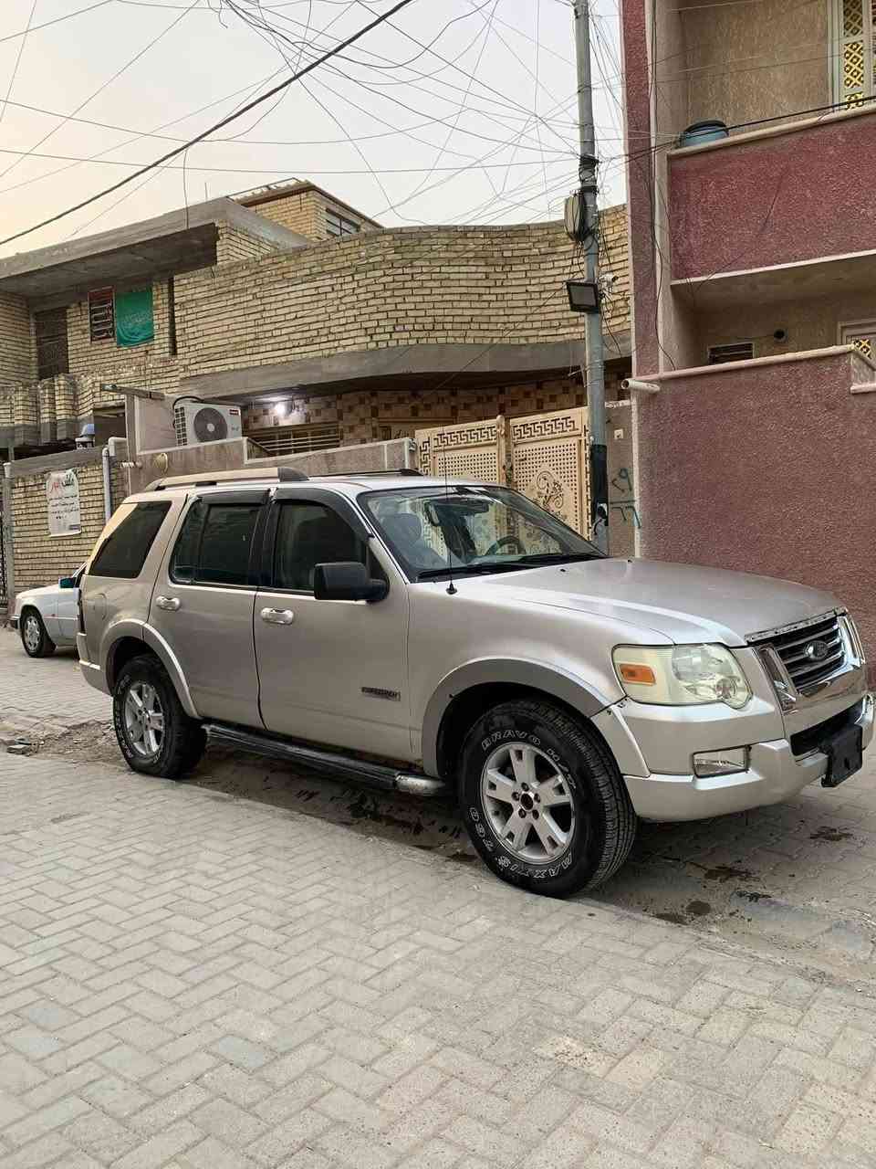 سلام عليكم  فورد اكس بلاور موديل 2008
مزاد وزارة داخليه  كتابه كامل  للبيع سعد 60وبيه مجال 
العنوان لانبار ***********
