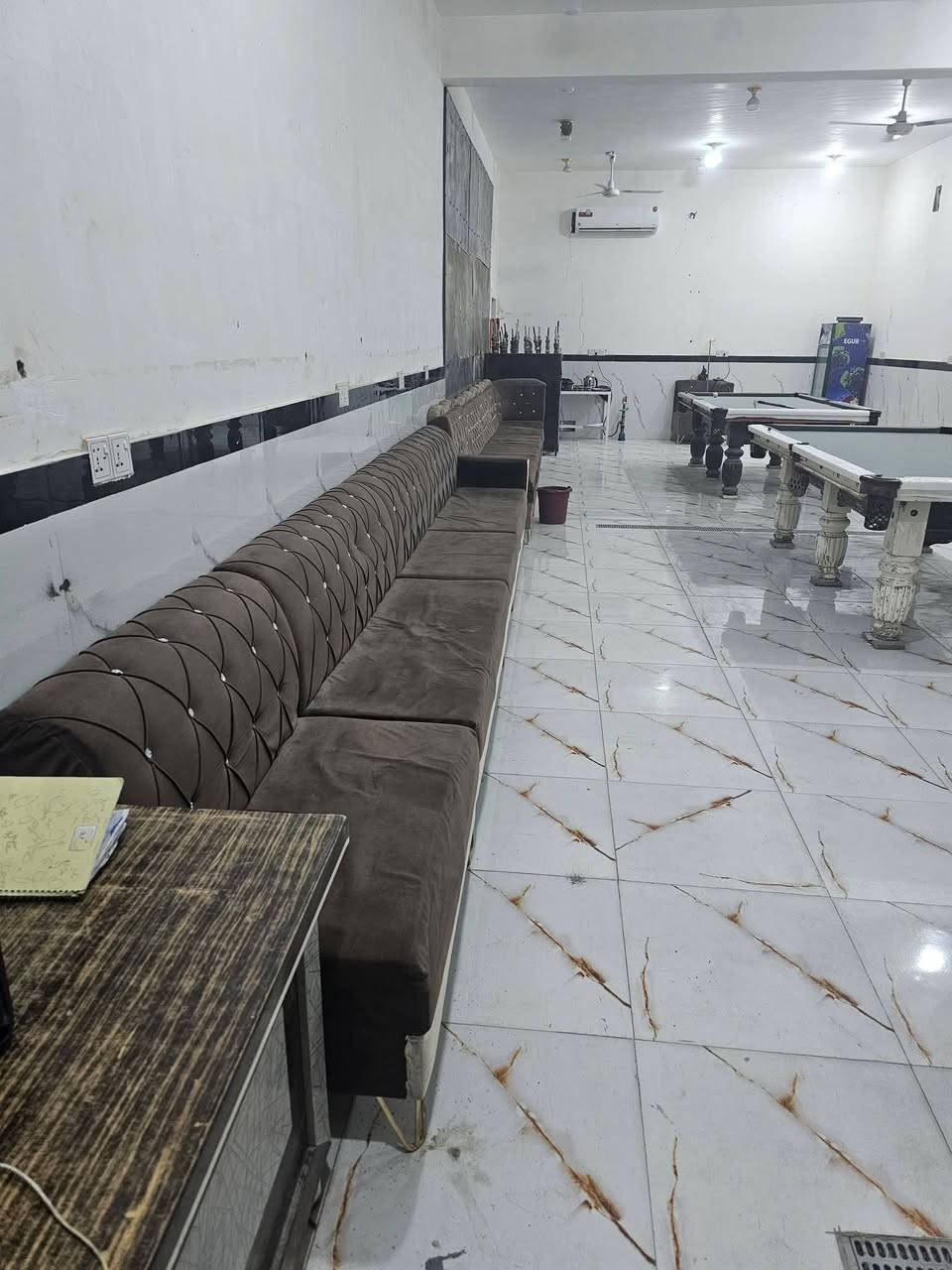 كوفي للبيع جاهزه  ويشتغل خير من الله موقع مرتب على شارع  ***********
