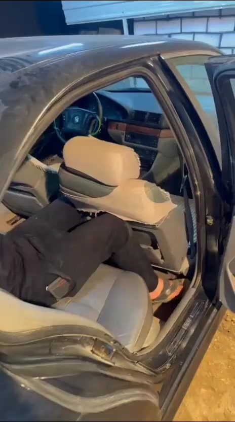 مكاني حديثه الحقلانيه قرب مركز شرطه الحقلانيه 
*********** عبدالله 
انت ذب سيارتك وروح والباقي علينه ***********
بادارة مصطفى حفضي وعبدالله الشمري
