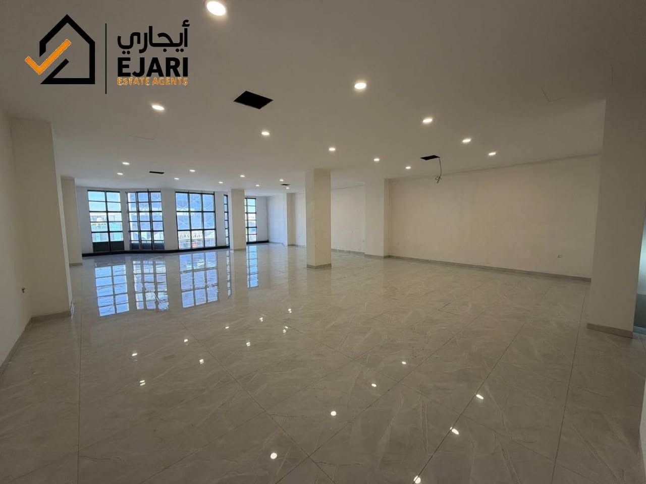 اعلان ايجار 
Ejari  إيجاري 
يوجد  قاعات للايجار في منطقه حي الجامعه على الشارع العام مقابيل ماكس مول بناء حديث غير مسكون مساحه ٢٢٠ متر  يتوفر طابق اول فوك الارضي وطابق ثاني مجهزه مصعد +صحيات عدد٢ كل طابق تصلح شركه او مكتب او صاله العاب او مركز طبي 
للاستفسار  ***********
اذا مهتم بالسعر اكتب رقم 30 سوف يتم الرد خلال ثواني 
نقدم خدمه  اداره العقارات في جميع مناطق بغداد في حاله انك مشغول او امسافر وماعندك وكت اتابع البنايه او اي عقار يمنه الحل ايجاري بديل  
يلبي طلبك وانت مكانك بطرق حديثه 
او زيارتنا الى موقع الشركه في حي الجامعه الفرع مقابيل كليه الاداره والاقتصاد فرع مدرسه المباهج👇
 https://maps.app.goo.gl/uwkk4QPYd5EgivjP8?g_st=iw

 للمزيد من العروض يمكنكم الانضمام قناه التلكرام👇
https://t.me/omarEjari

وتساب 👇 فقط رسائل 
https://iwtsp.com/9647754445448

 التيك توك 👇
https://www.tiktok.com/@ejari86?_t=8V089pzmx7t&_r=1

 قناة  YouTube 👇

https://youtube.com/channel/UCPxpJjtiuOb1RoTmh_X9cZQ

#iraq #baghdad #kurdistan #iraqi #properties #property #investment #openhouse
#propertyinvestment #luxurylifestyle #apartment #sold #rent #apartments
#عقارات_المنصور #للايجار #ايجار #مجمعات #شقق #إيجاري #الجامعه  #المجمعات #شقق #سكني #اليرموك  #السلام #اليرموك #الجادريه #تجاري #الداوودي
