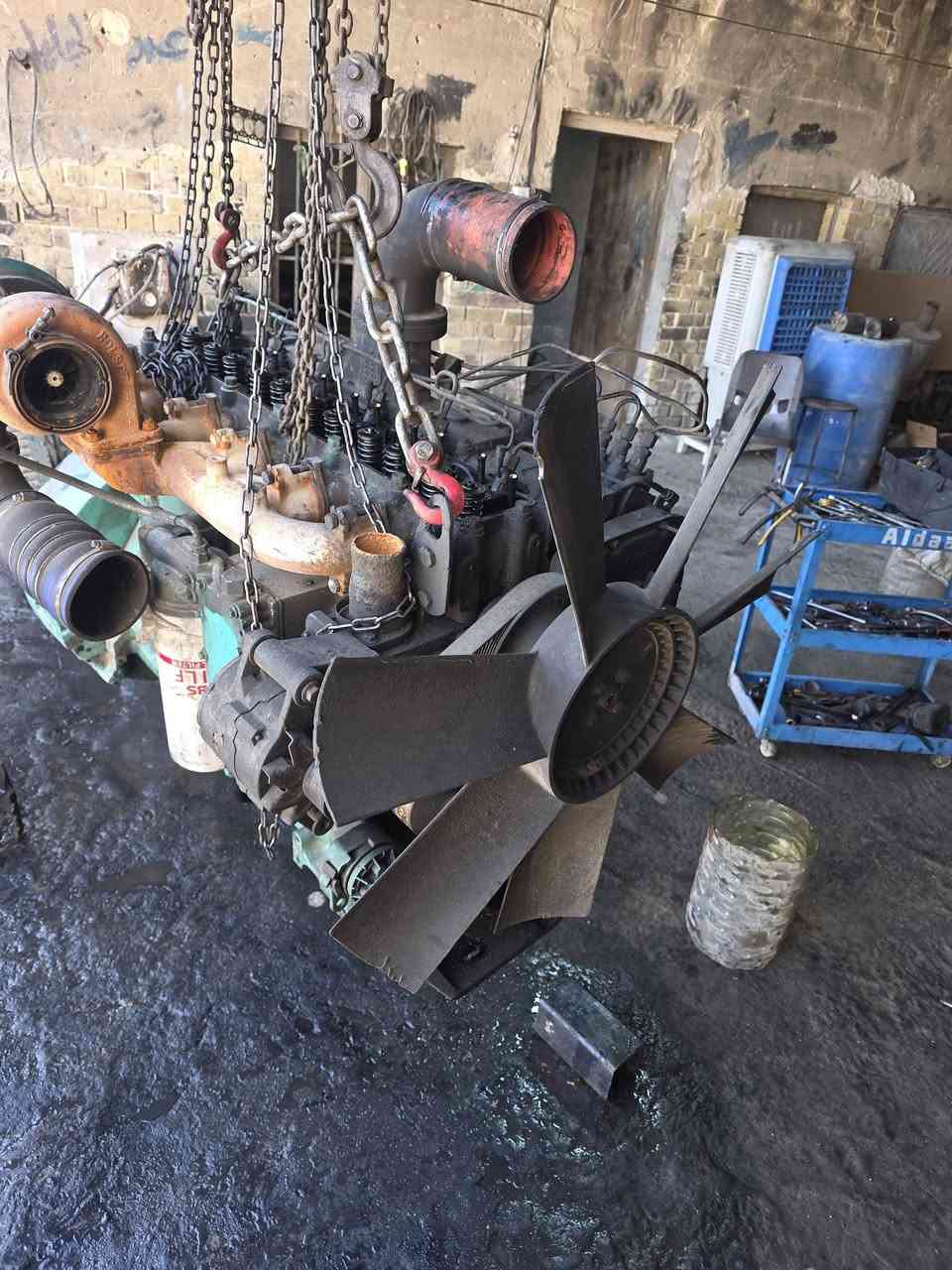 مكينه كمنز. 12 ولف  ستندر  مكينه فقط كاسره جواكيك  لاتبخير ولاصرف  
سوبر تعبان وبدون جعب بم 
السعر مليون 
***********
