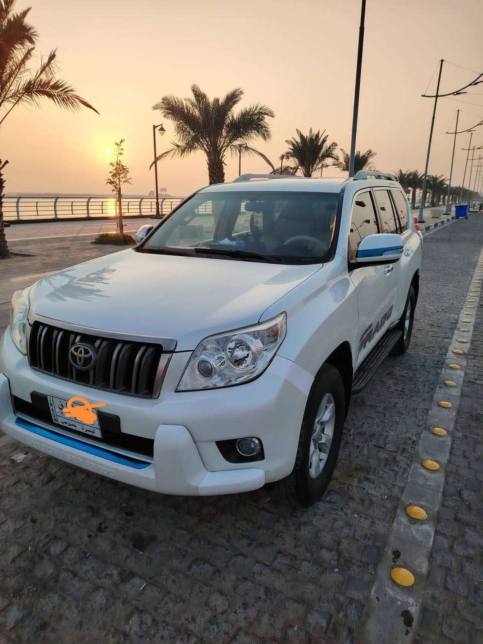 برادو 2010
فقط بيها صبغ باجهة السايق الخلفية 
محرك اربعة اسلندر 2700 مكفولا
مكان السيارة البصرة
اتصال: ***********
