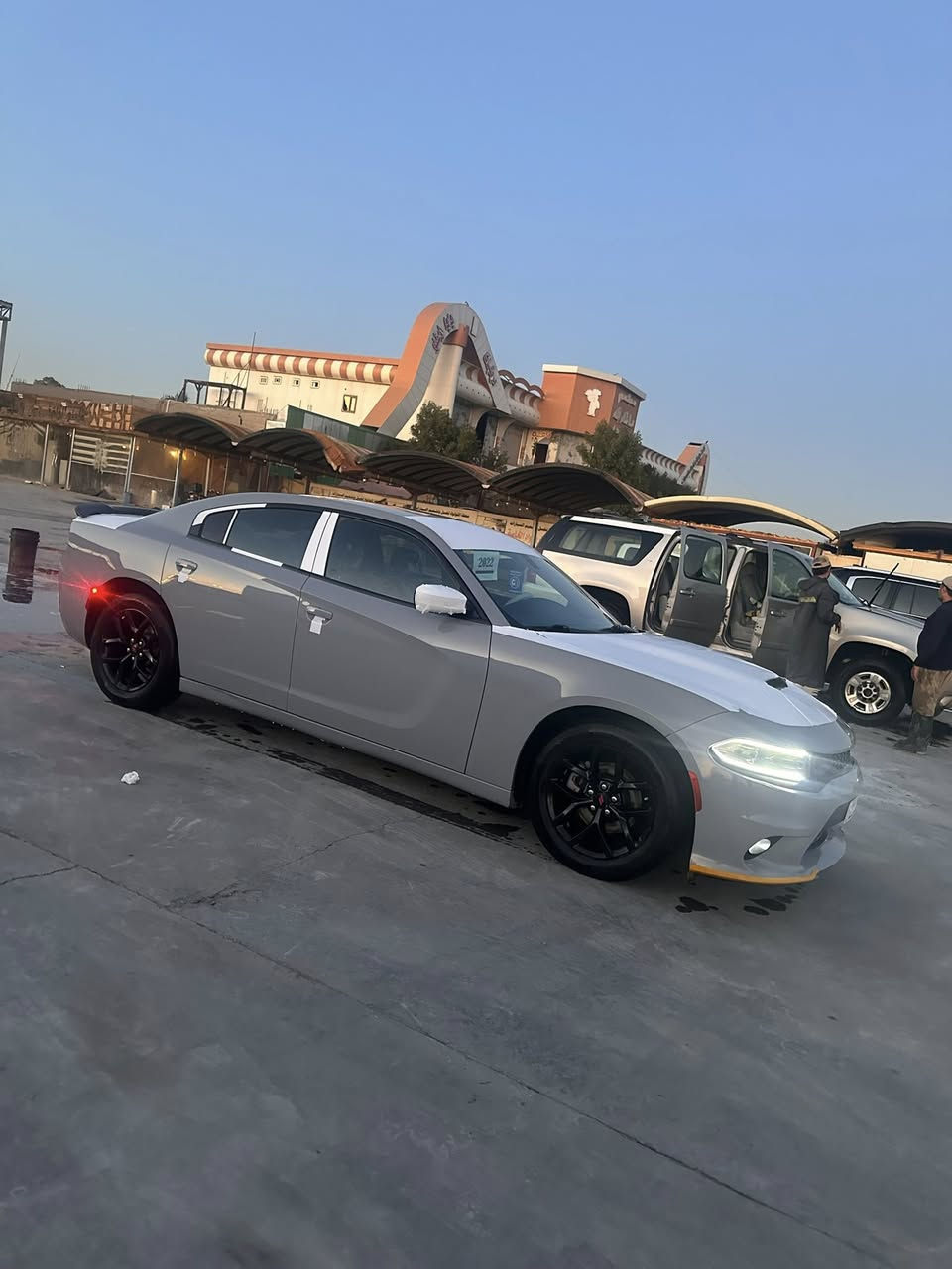 سلام عليكم
جارجر رقم أربيل 

موديل 2022

لون سموك 

وارد أمريكي حادث جواملغ وبنيد فقط لا شاصي ولا لغد كفاله

مامتعوبة ولا مشتغله خط فقط ستخدام شخصي 

مدور ثاني يوم  

المكان ديوانيه 

رقم ***********
