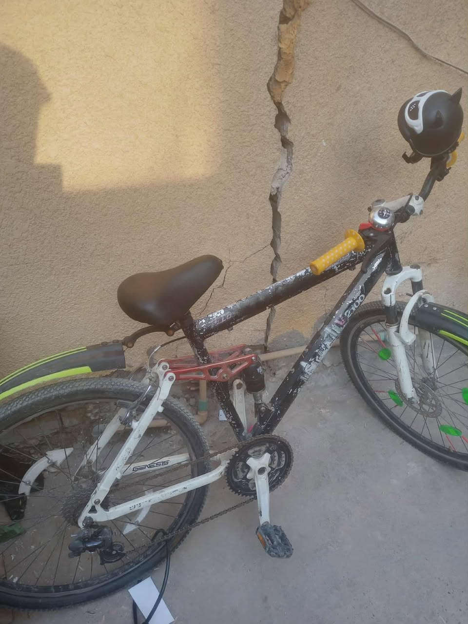 سلام عليكم للبيع ياباني مصبوغ سعر ٦٥دبلات عكرب بريك خلفي كله شغال مابي اي شي موجود خاص +دبلات يخلن 
موجود خاص واتساب ***********
