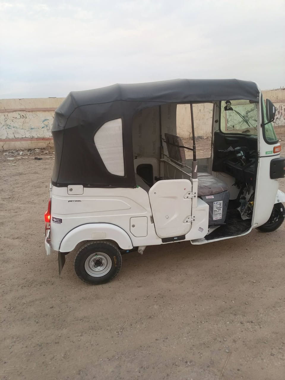 السلام عليكم تكتك 🛺للبيع موديل 22شهر 8رقم وسنويه تحويل ثاني يوم العنوان بغداد السعر 7500
***********
