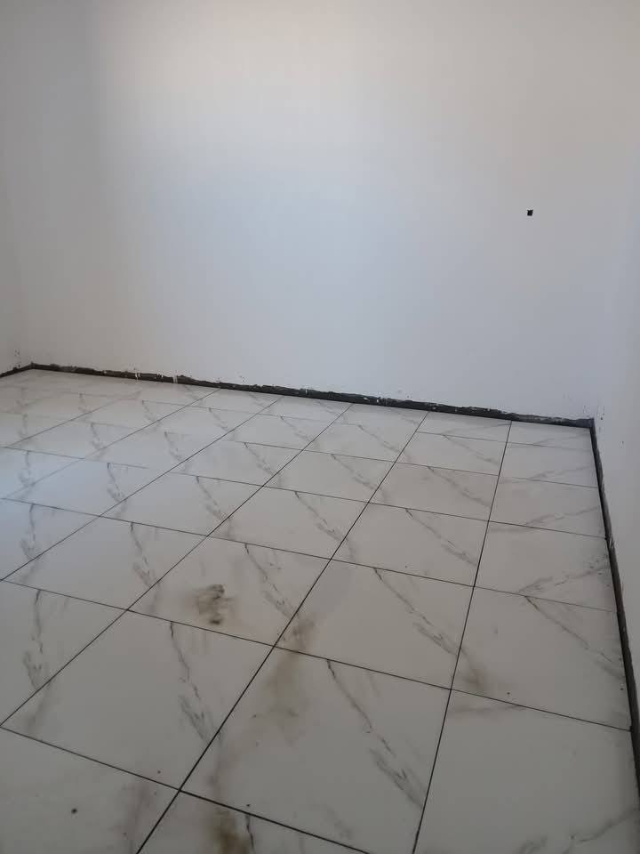 خلفه سيراميك ارضيه جدران شغل درجه اولى وأسعار مناسبه مكاني سماوه ***********
