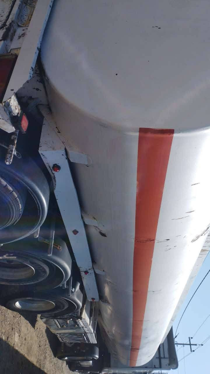 اسلام عليكم للبيع افيكو موديل 2004 توماتيك رتايدر ثلاجه حجم كورس 13 480 سياره جاهز بشغل تانكي مسلاوي دبل تايه بلادي 47 طن رقم اربيل سنويه منتهي تحويل مباشر سعر 160 مجال رقم عربي *********** رقم كوردي ***********
