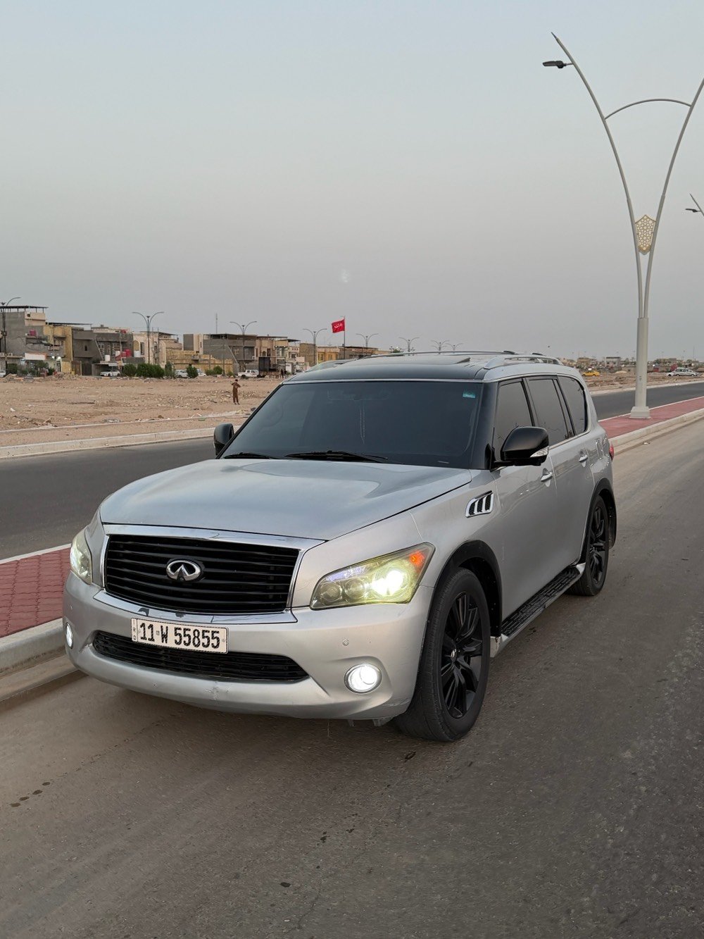 سلام عليكم
للبيع او مراوس جارجر او اوباما v6 v8 مايهم 
انفنتي qx56 2012
مكينة 5.6L v8
فول مواصفات Vip 
فتحة سقف
كشنات جلد تدفئه+تبريد
خزن ميموري
تحكم ستيرن جهتين +كهربائي+تدفئه
كشنات خلفية منفصل Vip+تدفئه
صندوك شفط
بصمة تشغيل
5 كامرات
13 سماعه من ماركة Boss
مكينه جديده
 مكينه كير كفاله
حداده 75# 
تبريد ثلج 
سياره عليه ادامه كامله من نوزلات و بلكات جدد ومجاول 
ضربته جاملغ وشبر من البنيد بدون دواخل وبيه قطعه بارد
رقم بغداد مميز تحويل ثاني يوم
السعر 156 وبيه مجال
للاستفسار ***********