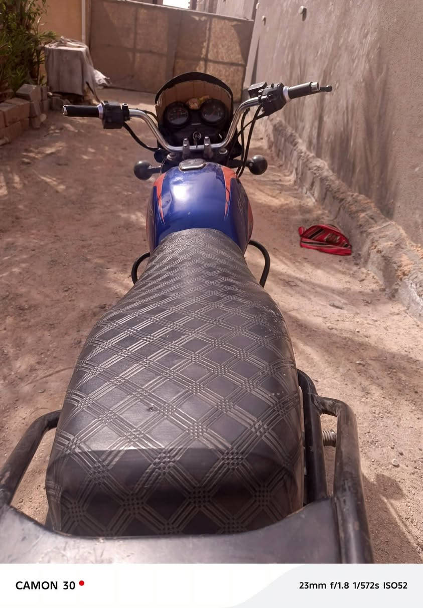 اسلام عليكم شباب درجة بوكسر للبيع موديل 2022 
أوراق أصولي داخله قرص مرور درجة خير من الله سعرهاا  900   وبيها مجال
العنوان 
بابل سكندريه رقم تلفون 
‏‪***********‬‏
