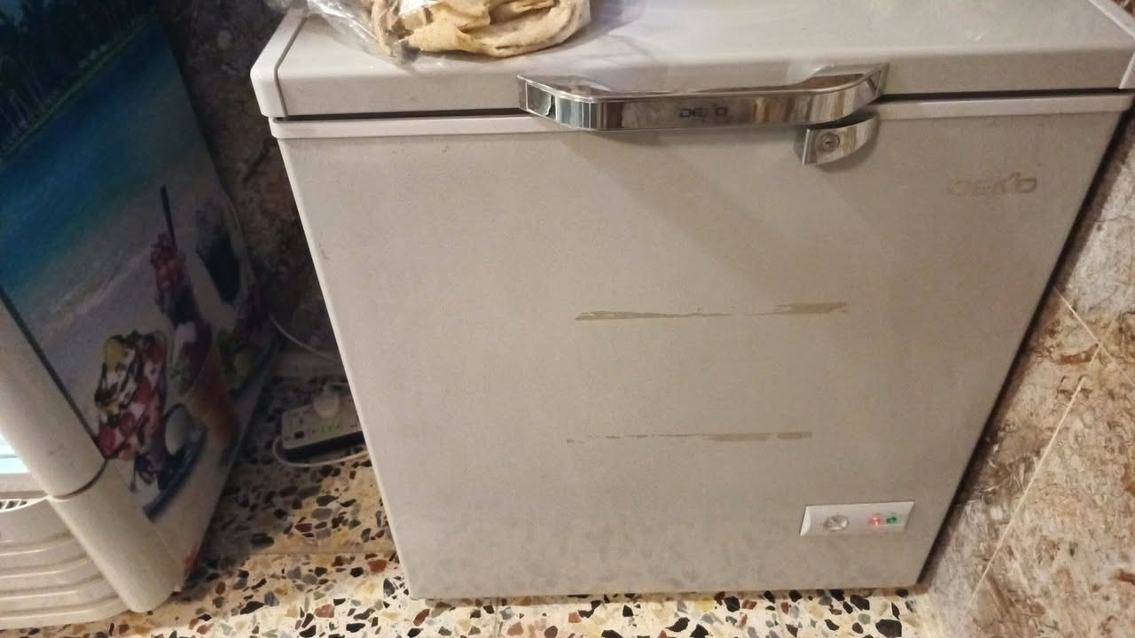 لبيع مجمده وعارضه وفرن مكان بغداد***********
