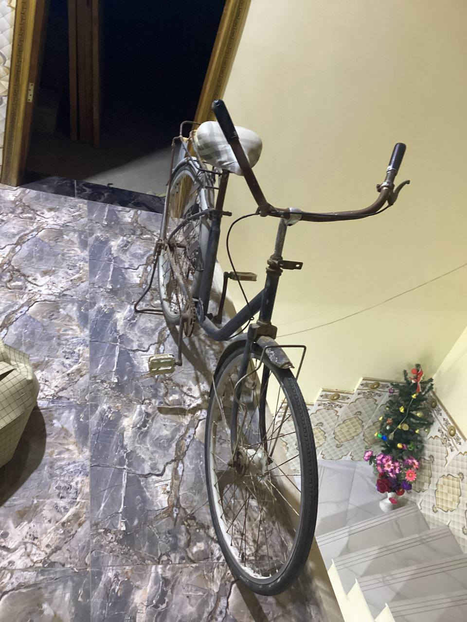 السلام عليكم من رخصة ادمن بيسكلات للبيع الواحد ع 40 الف الجزيره باب الهوئ شارع ١٢ *********** البصره
