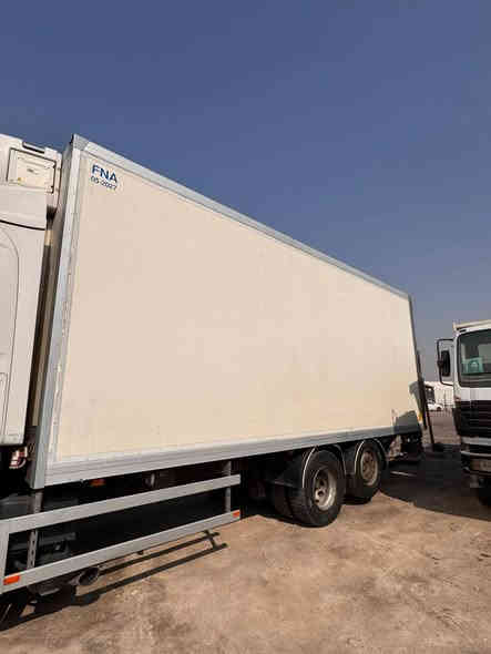 للبيع سكانيا موديل 2012 مكينه انجكتر V8 حجم 500 كير اوتماتيك عرجه براد جديد وشغال السعر 4$ وبيهه مجال العنوان البصره الزبير طريق سفوان معرض المهدي للأتصال *********** ابو علي ‏‪0780 139 7951‬‏
