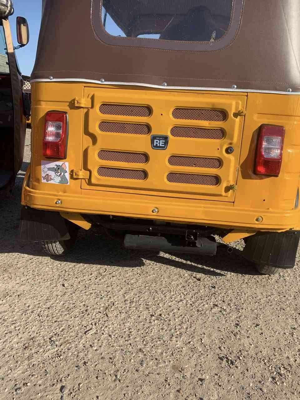 سلام عليكم تكتك مديل 18/شهر 12تكتك مانقصه اي شي مكينه لاتنقيص ولا تبخير تكتك خير من الله معمره تعمير عام وهزته جديده رقم وسنويه بسمي تحويل مباشر مكاني حيءور ام لكبر وغزلان  ***********
