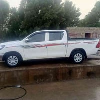 هايلوكس • ٢٠٢٤ • كير عادي