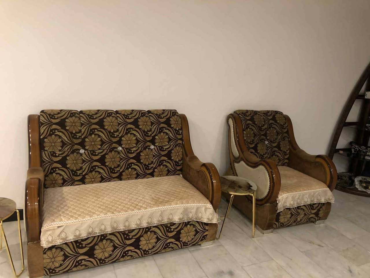 بيع سريع سعره ١٣٥ نهايته حله ابو خستاوي ***********
