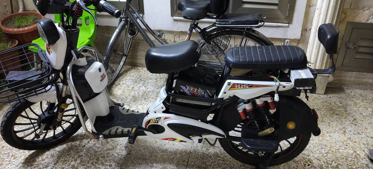 السلام عليكم
دراجة بايسكل شحن للبيع 
دراجة جديده 
***********
***********
