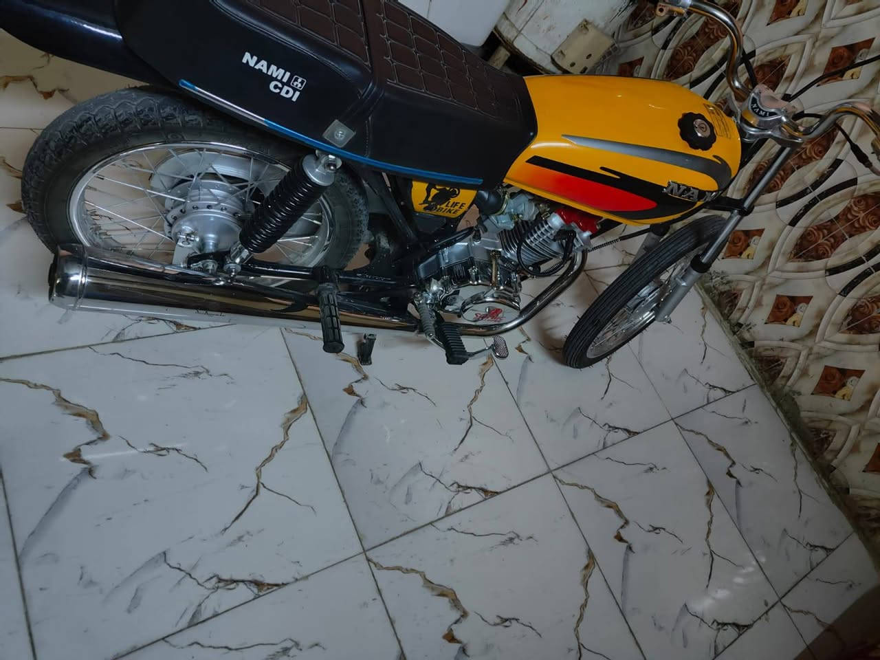 سلام عليكم دراجه رقم للبيع غرض كله جديد سعرها 1750بيه مجال لشراي ***********اتصال مارد خاص
