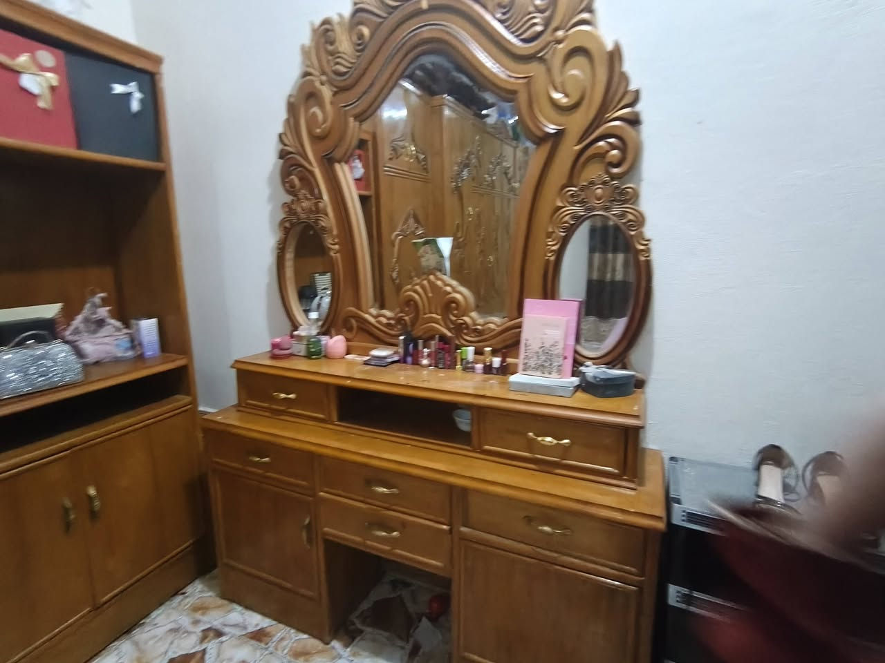 سلام عليكم  اخوان  غرفه نوم عراقي نضافه فول سعر مليون و100وبيه مجال العنوان الرمانه


**إذا كنت صاحب هذا الإعلان وتريد حذفه لأي سبب، رجاءا أرسل رسالة إلى الدعم الفني**