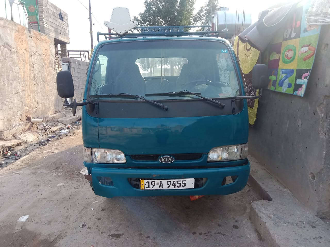 السلام عليكم ورحمه الله وبركاته
فونترا للبيع موديل 2000 كاملة 
مشروع وطني 
السيارة باسمي ثاني يوم احولك 
وين ماتريد احولك 

***********
***********
اي اسفسار اتصل وبك خير ودلل
مكان السيارة بغداد 
رقم السيارة كربلاء
