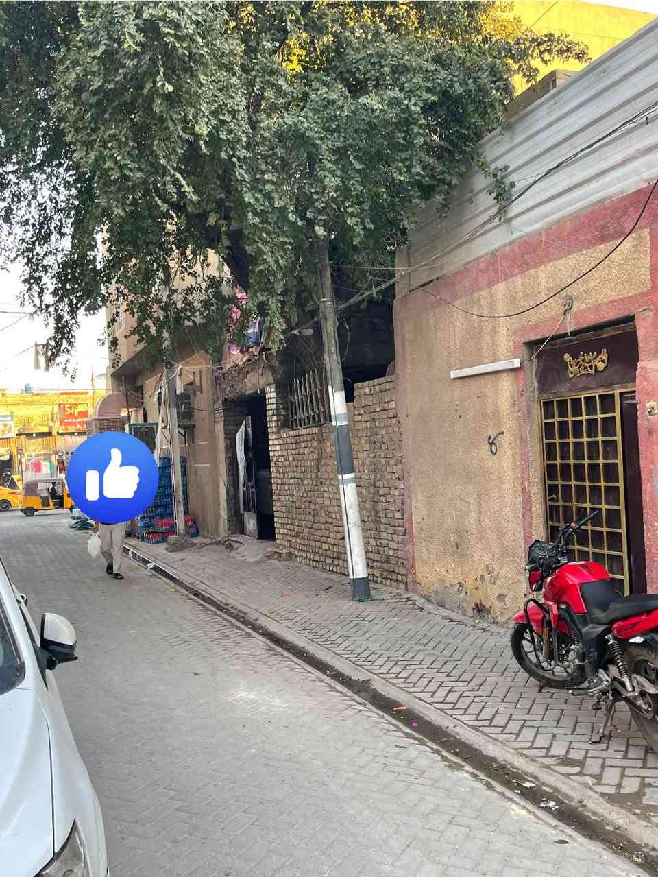 نصف قطعة للبيع بناء قديم الموقع قطاع 3 مجاور الحبيبية ثالث بيت على شارع الصيانة مثل ما موضح بالصور 
(السعر 135 وبي مجال ) للأستفسار ***********
