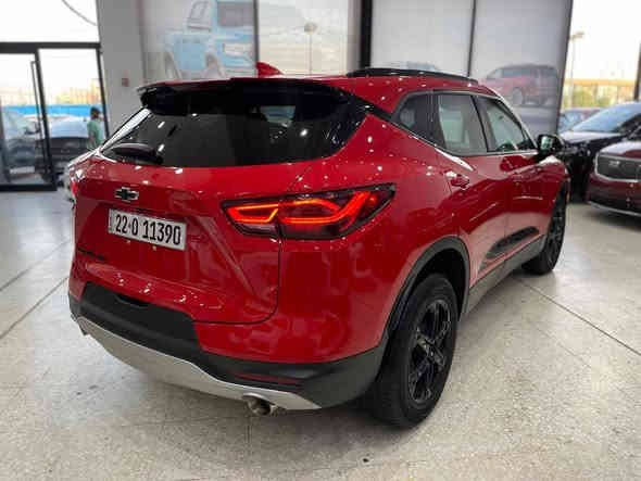 السلام عليكم
بلايز موديل 2023 رقم اربيل باسم شركه بلاك توب السياره جاية 2LT تشغيل عن بعد جنطة كهرباء رادار امامي خلفي جانبي حساس امامي خلفي محرك 4 سلندر 2000 تيربو ماشيه 13الف فور ويل السياره تبديل اوصبغ البنيد والدعاميه فقط بدون دواخل 
لكن اجه بيها كلير من امريكا باب السكن والجاملغ الخلفي الايمن بيها سونار البارحة سويته السعر 200$ للاستفسار اكثر ***********
