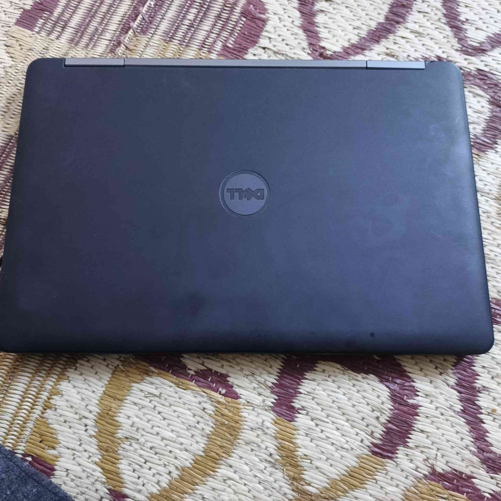 المعالج core i7 4600U الجيل الرابع
‏ الرام RAM 8
‏الهارد ssd 256
‏حجم الشاشة 15.6 FHD
‏كرت الشاشة داخلي 
‏lntel(R)HD Graphics Family 2GB
‏كرت الشاشة خارجي 
‏NVlDlA Geforce GT 720M 4GB
‏ DVD 
اتصال على رقم او مرسلة صفحة 
***********
***********
