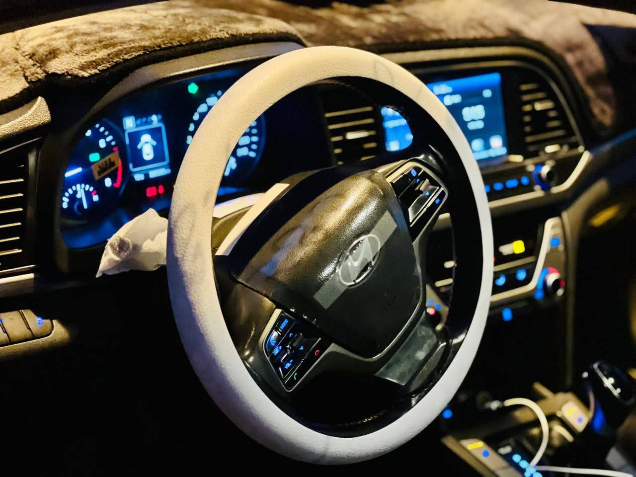 السلام عليكم
افانتي 2018 فول 
السياره كلين السعر 150 
0751 796 8183
