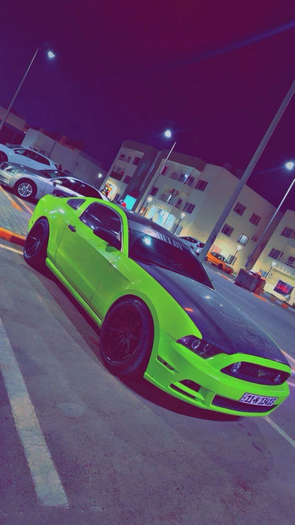 للبيع موستنك 2013 ضربته من امريكا جاملغين ودعاميه كبس سياره لون اسود مغير جماليه اخضر للتصال ***********
سياره عليه برمجه وكزوزات صوته يخبل وعليه داخل كاربون واناره داخليه عليه منضومه زينون عالي ناصي وسويتله ادامه قبل كم يوم وسياره نقصه صدر امامي