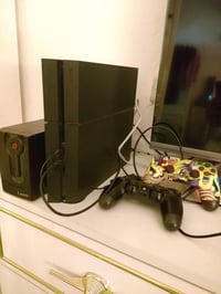 بلايستيشن4 • مهكر نظام9 • ٢ جويستك