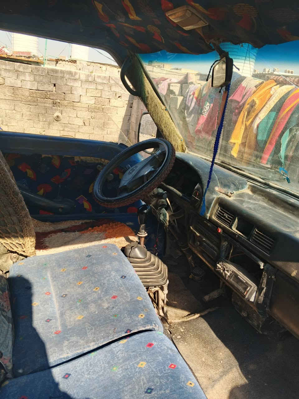 السلام عليكم هوندا للبيع
موديل 1996السياره خير من الله كبل الشارع مكينه بريجو 3000السياره حلوه كير ومكينه خير من الله  ابيع واقع حال  السعر 20 رقم الهاتف ‏‪***********‬‏
