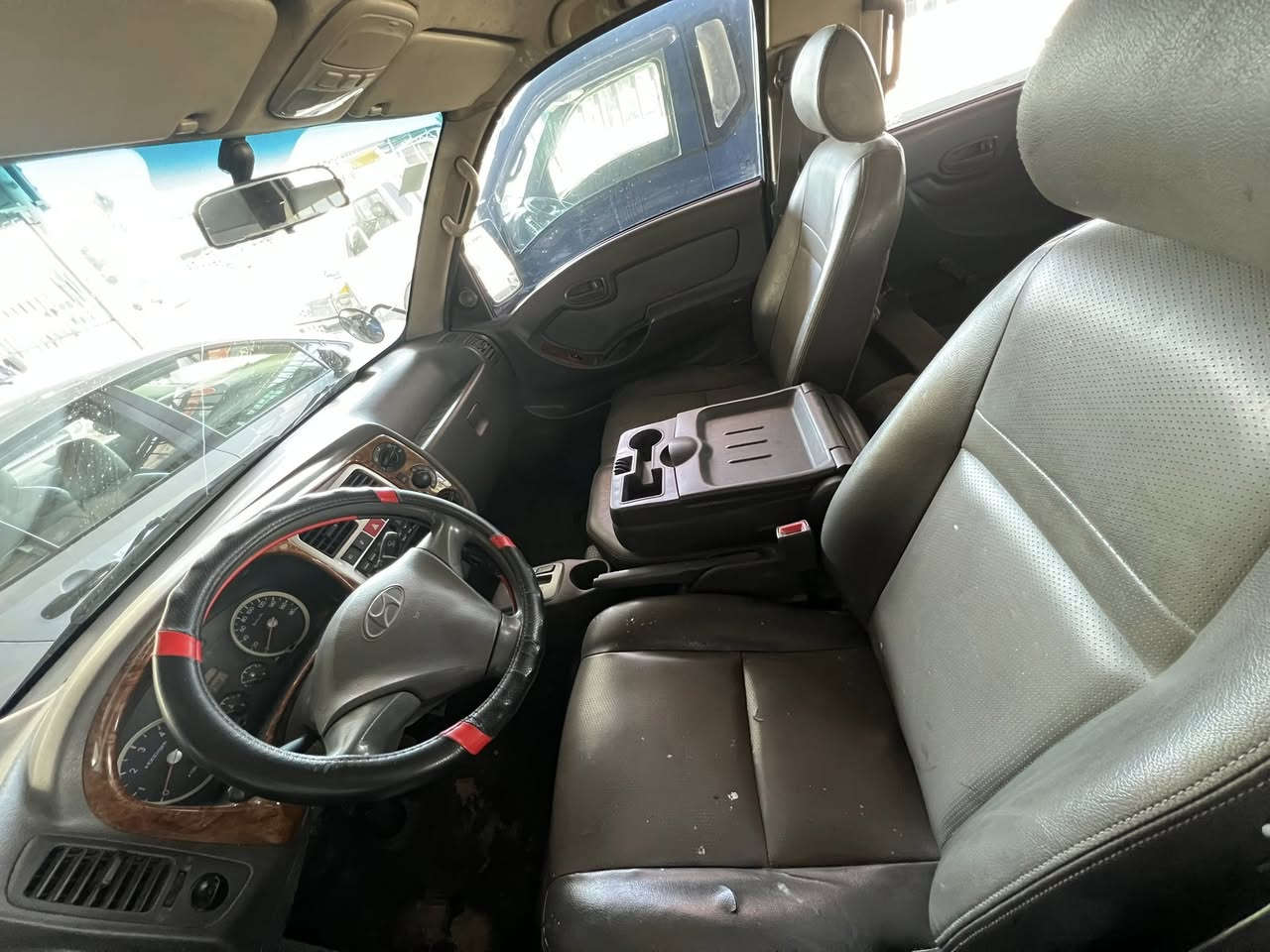 للبيع بورتر ادوات دبل قمارة 2010 محرك 126 كير اوتوماتيك دخول جديد جاهزه من كلشي
 سعر 62 وبيها مجال 
***********
