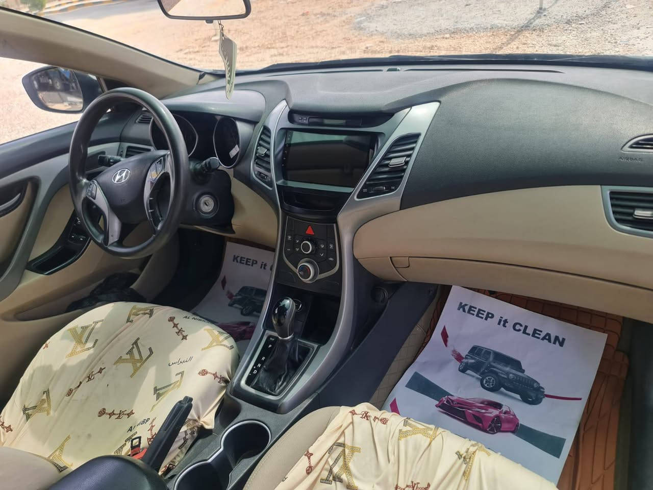 الانتره موديل 15 خليجي فول بيه بابين جهت العبري امبدلات بيه جاملغ امامي امبدل جاملغ خلفي بي بارد جاملغ امامي بي بارد فول عده ال بصمه سنويه صاقطه مكينه بيه خيط بخار تبريد مايشتغل مكلف بل نشر الخاص مغلق انتصل على الرقم***********السعر 110 وبيهة مجال
