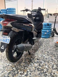 PCX جيل أول • ١٢٥ سي سي • حي اور