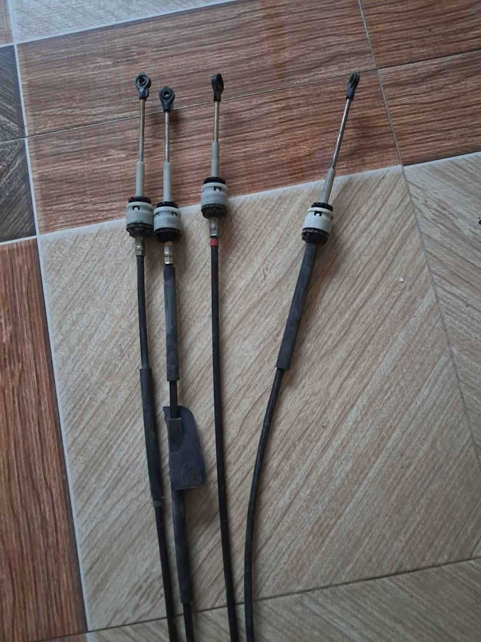 للبيع
قلايج كير ليفان القطعة 10الف

...........

مسجل ليفان 20الف

........... 

ادرام شفت ليفان مستعمل نضيف 20الف

المكان بغداد  *********** بس واتساب
