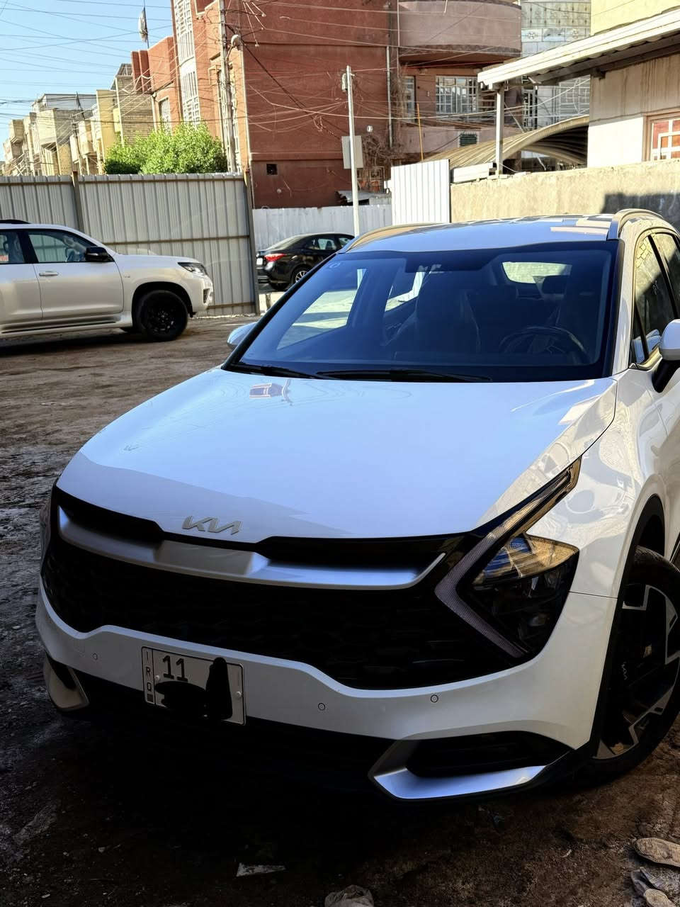 للبيع :كيا سبورتج  خليجي
ضمان شركة الدولية العراقية
الموديل : 2024

ماشيه 18 الف
بصمه  كراسي 
مري كهرباء 
انضمه قياده
تشغيل عن بعد 
حساسات امامي خلفي 
 شاشه +عداد دجتل 
صندوق كهربائي 

بصمة ابواب 
ترحيب عند لاقتراب 
مثبت سرعه 

ويل 19
تبريد قطعتين 
داخل بيجي مخمل

محرك 2000 دوش 
شاحن واير لس 
الصابيح الماميه LED
المصابيح الخلفيه LED
شفتات ستيرن رياضي 
مانع انزلاق 
شاشه ابل كار بليل + أندرويد اوتو
انذار عند الاقتراب
السياره كلش نضيفه وحلوه

الرقم بغداد دولي باسمي 
السعر 238

أي استفسار ***********
مكاني بغداد
