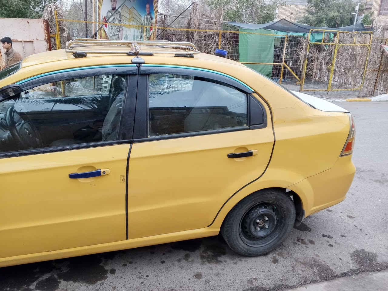 سلام عليكم افيو للبيع السعر 40سيارة جاهزه بغداد وارد امريكي المكان الحسينيه ***********
