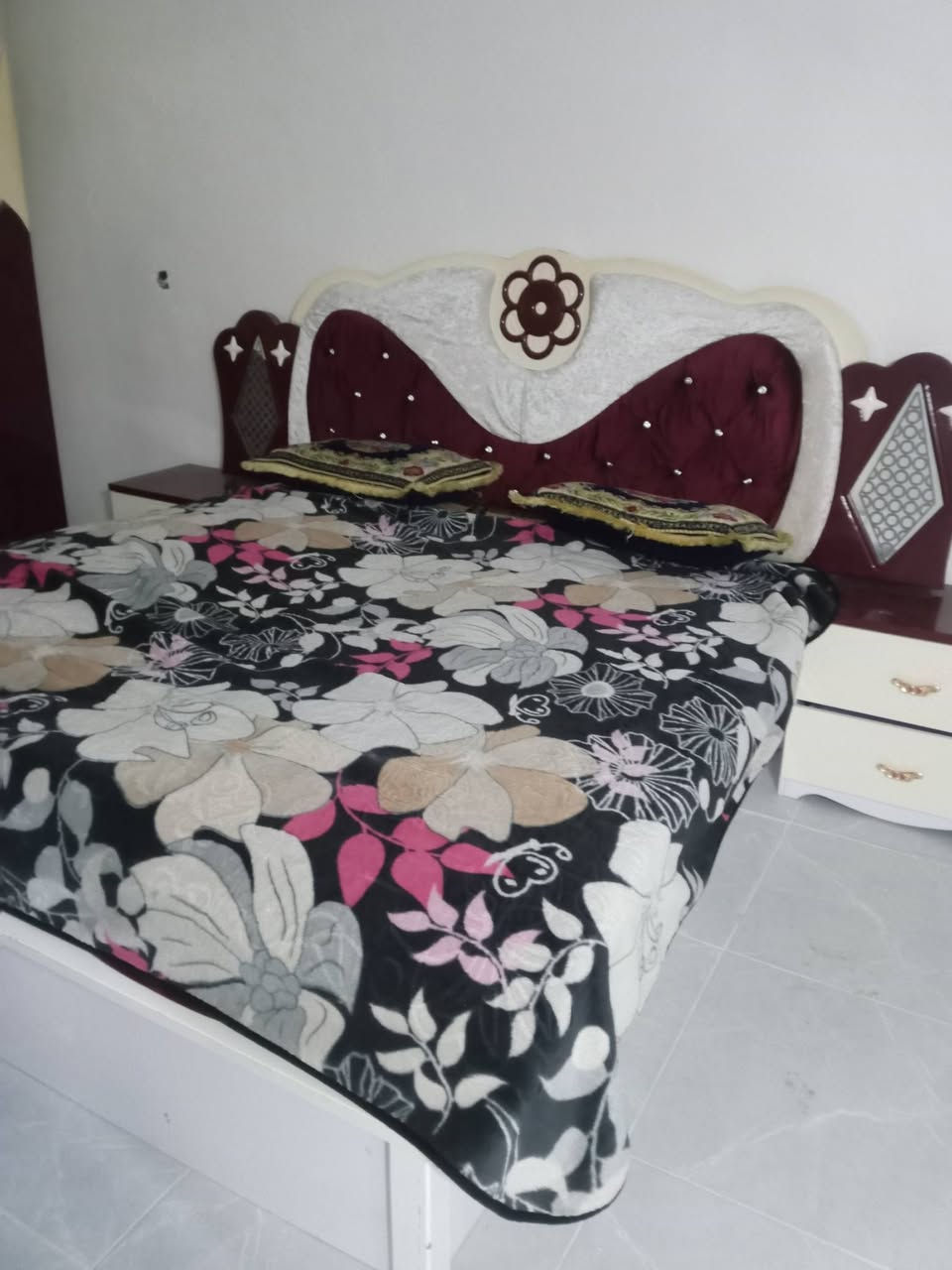 السلام عليكم غرف نوم تركي سعرها 250واتساب***********
