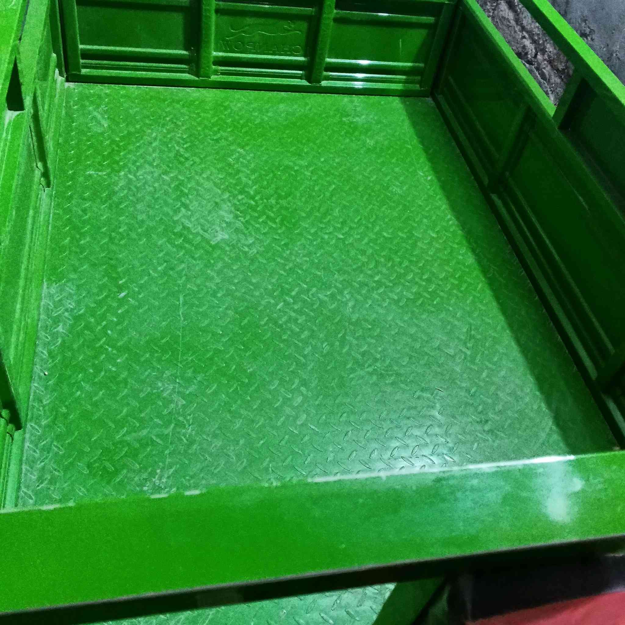 سلام عليكم ستوته مديل 23ستوني ماخذها صارلي شهر ونص الله شاهد علي برغي مامفتوح بيها بعدهي جديده مكاني بصره كرمة علي ***********
سعر مليونين و 800
