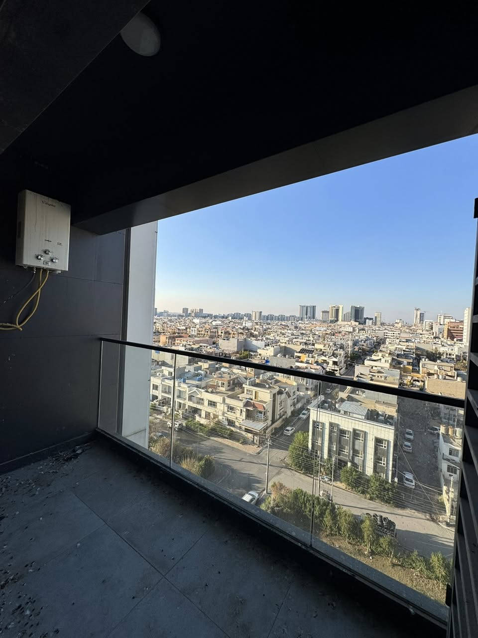 به ختياري توين تاوه ر 
شووقه يه كي يه ك ژووري بو كري 
٨١ م 
١+١ 
٤٠٠$
***********
