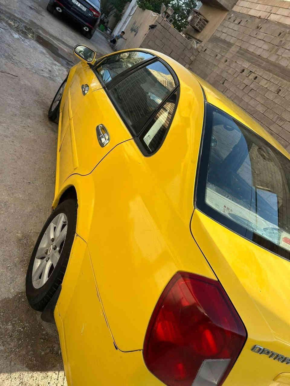 اوبتره مديل 11 خليجي
سنويه مفقوده وبيها بلاغ تمشي بي وين ماتريد
راعيها بابو الخصيب يريد تحول شرط
سياره جاهزه كير مكينه تبريد كله مكفول
مصبوغه عام  بدون ضربه
مكاني بصره ابو الخصيب كوت ثويني
سعر 47 قفل
لله شاهد سياره نضيفه ومال خبزه ومعتني بيها كلش
بيها خياسات ومفصلهن بلصندوك يعني كله جاهز
اليوم بدلت لايتات جدد وشديت زنون وسستم سماعات مال راس ثور 
***********
