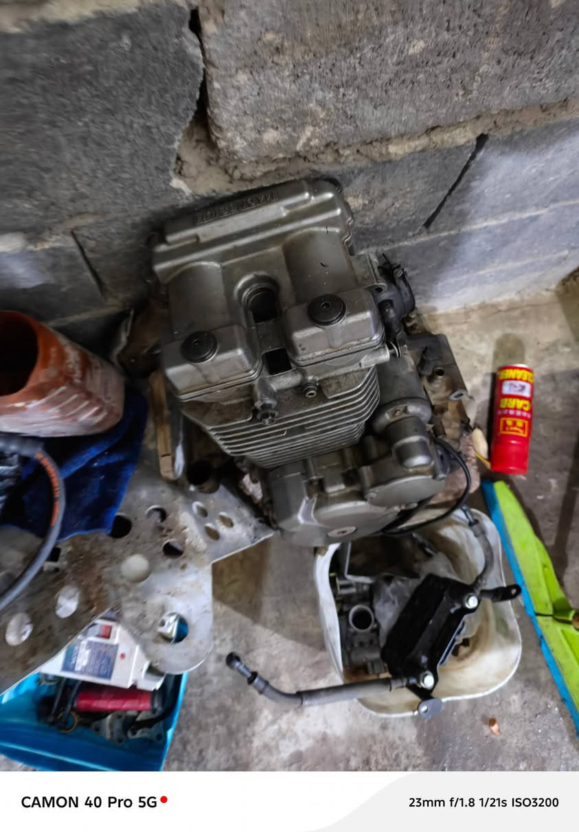 السلام عليكم ابيع مكينه كوم حديد السعر  350 مكينه ساسوكي250


**إذا كنت صاحب هذا الإعلان وتريد حذفه لأي سبب، رجاءا أرسل رسالة إلى الدعم الفني**