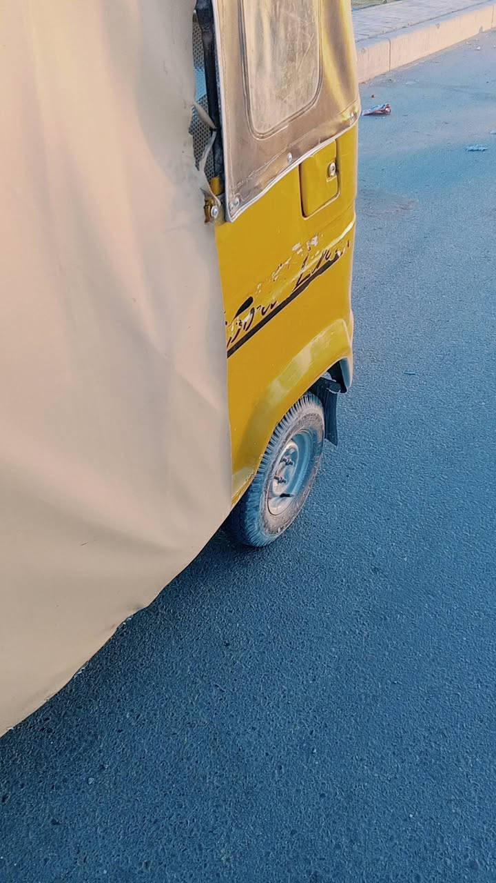 السلام عليكم تكتك تي في اس للبيع اوراق كامله تكتك بيه اكسل نمره ثانيه ماتجي بيه اخياسات قليله مكاني بغداد مدينه الصدر*********** تكتك اني ما مهتم بيه لأن ما اشتغل بيه
