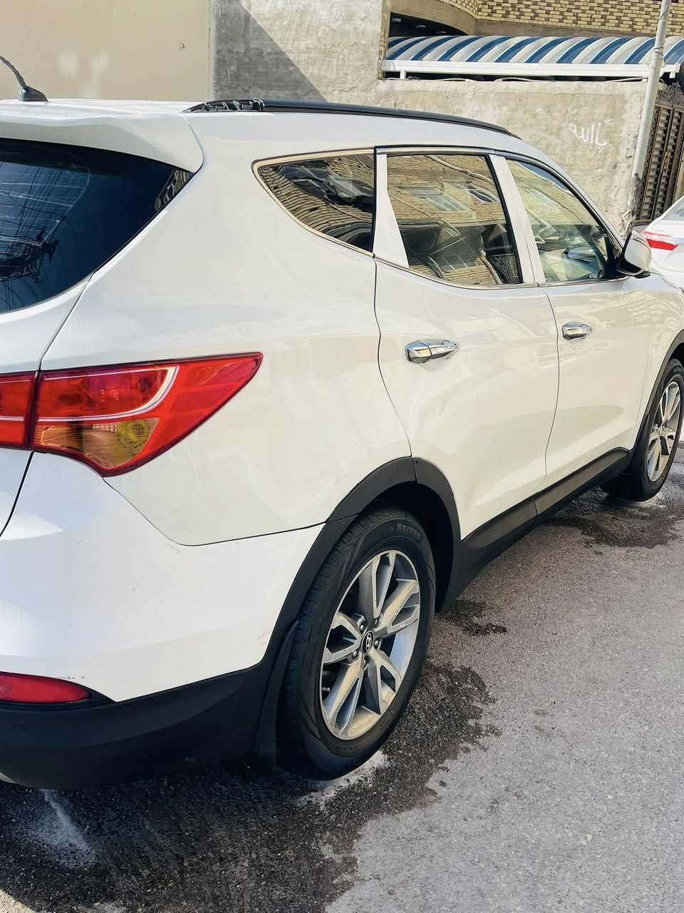 ‏سلام عليكم
هونداي سنتافي 

وارد خليجي موديل 2013

مكينه 2400 كشنات 7راكب 

تبريد 3قطع السياره جاهزه 

من كلشي حداديه وتبريد وتخم 

تاير كله جاهز رقم بصره تحويل ثاني يوم 

سنويه مجدده ل28بيه مكانات صبغ 

غير مكفول يتعهد بالرسميات والكص 

والغرامات والتحويل 

السعر 132مراوس أو بيع 

مكان بصره ياسين خريبط 

الرقم ***********

￼
